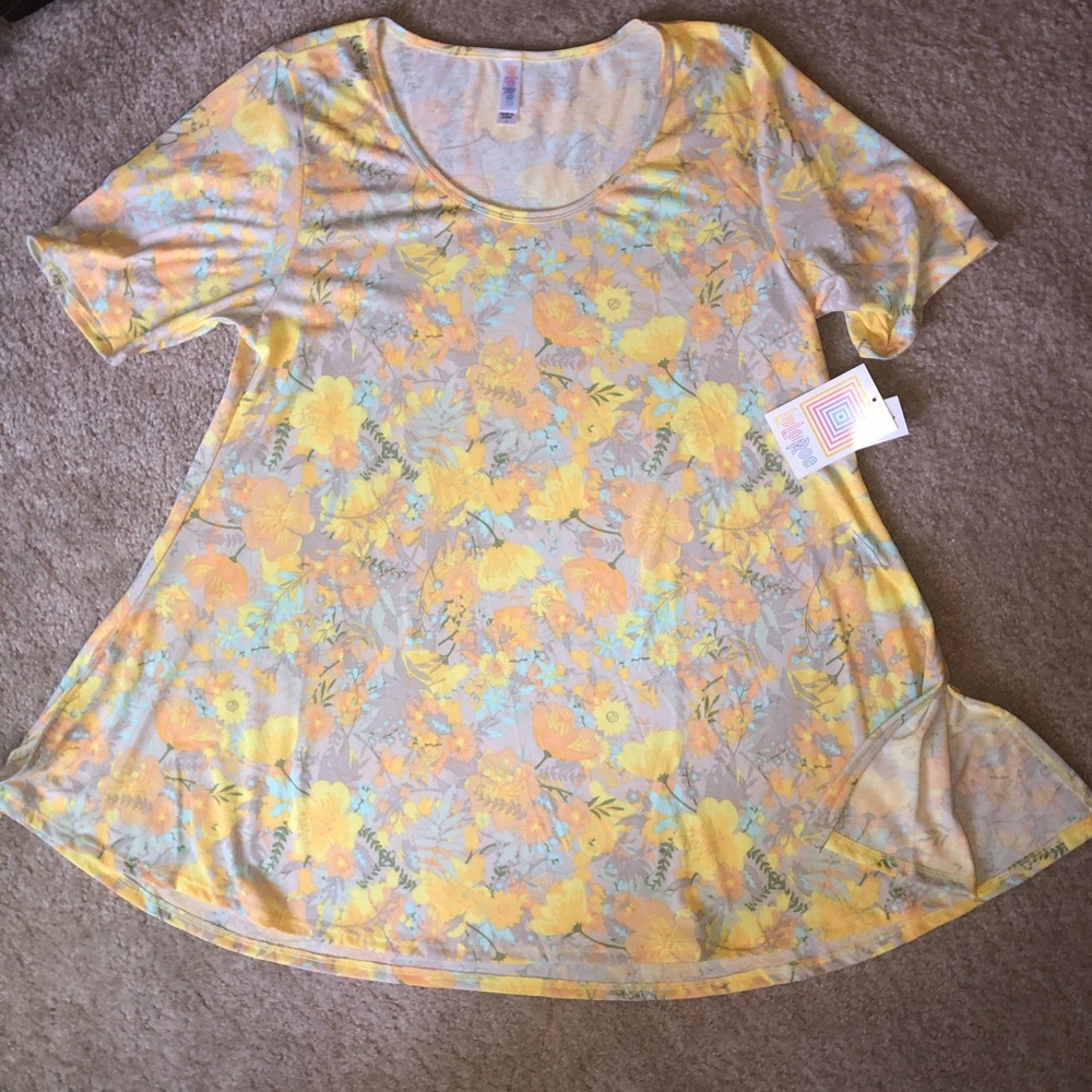 NWT LuLaRoe Perfect Tee